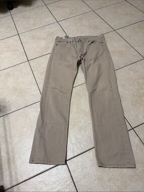 Levi’s 513 Slim Straight Jean - Khaki - 33x32